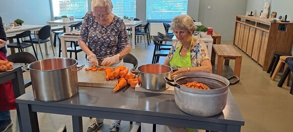 Terugblik Met Elkaar Eten