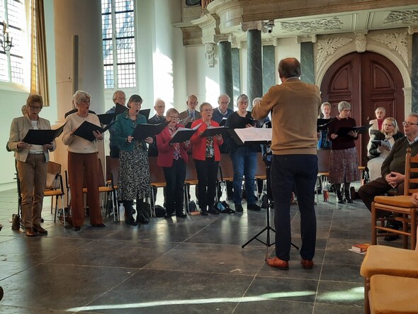 Projectkoor zoekt zangers voor herdenkingsdienst