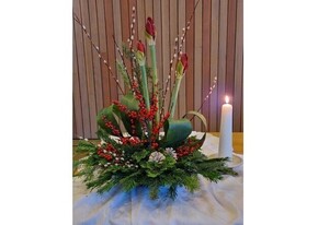 Symbolische bloemschikking Scheppingskerk