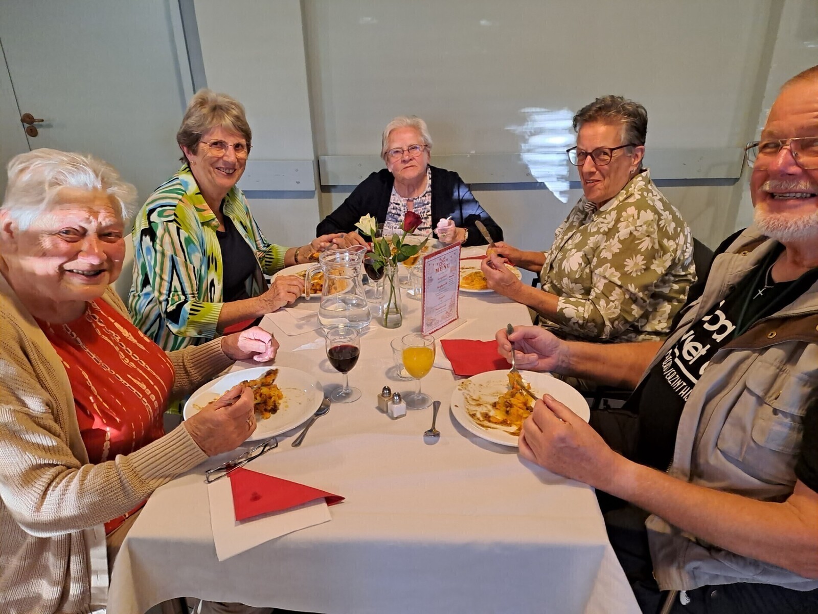 Terugblik Met Elkaar Eten van hutspot